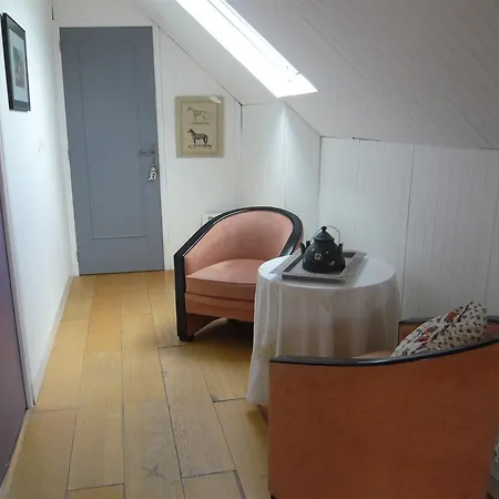 De La Griserie Bed & Breakfast *